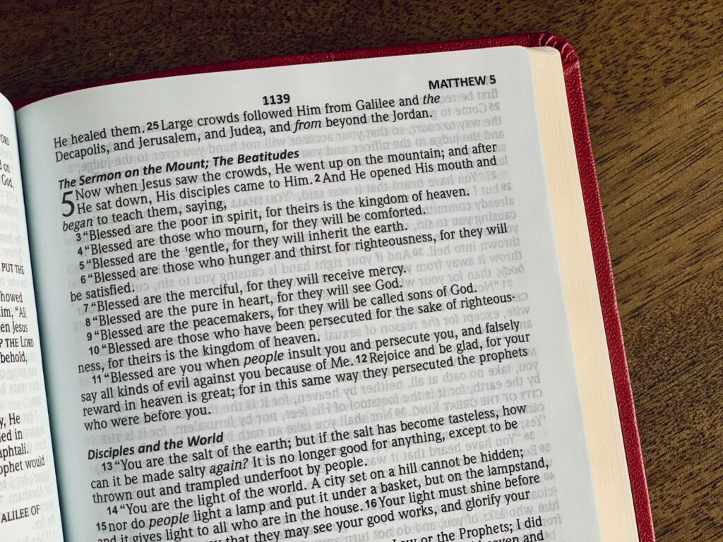 A page of the bible with the word " 1 2 3 " in it.